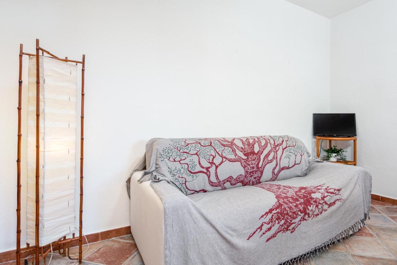 Holiday House Li Piri San Teodoro  Luaran gambar